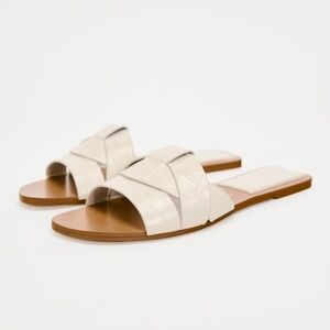 Zara Flat Crossed-Strap Sandals, Off White, Size 8